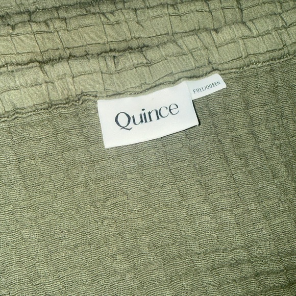 Quince Organic Ribbed Cotton Coverlet Set Olive Full/Queen - Picture 7 of 10